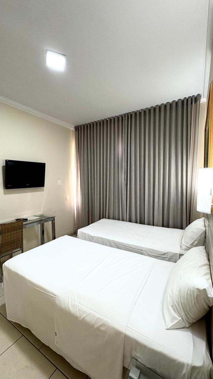 Hotel Del Rey Curitiba By Poty - Na Famosa Rua XV De Novembro المظهر الخارجي الصورة