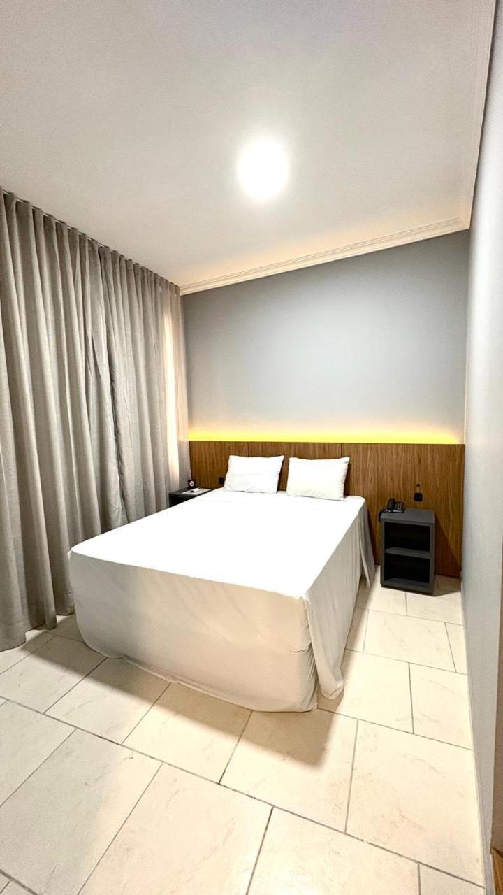 Hotel Del Rey Curitiba By Poty - Na Famosa Rua XV De Novembro المظهر الخارجي الصورة